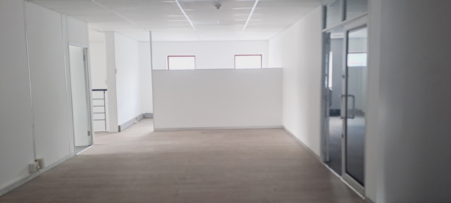 To Let commercial Property for Rent in Bo Oakdale Western Cape